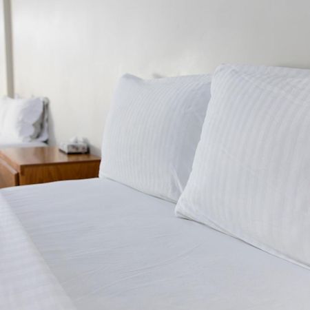 La Huerta Inn & Suites Cuauhtémoc エクステリア 写真