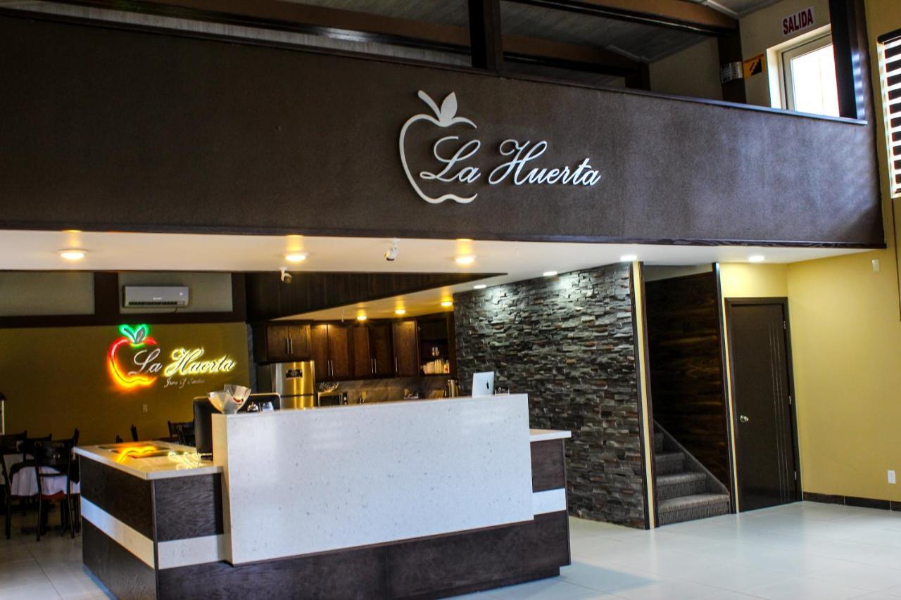 La Huerta Inn & Suites Cuauhtémoc エクステリア 写真